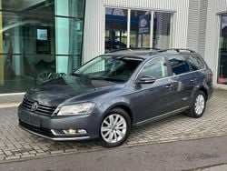 Grau Gebraucht 2014 VW Passat Comfortline Kombi | 9.300 € (Fairer Preis)