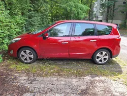 Rot Gebraucht 2009 Renault Mégane III Limousine | 2.500 €