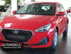 Rot Gebraucht 2020 Hyundai i30 Limousine | 13.990 € (Superpreis)