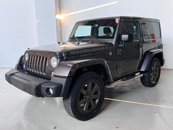 Grau Gebraucht 2018 Jeep Wrangler Unlimited Sport SUV | 32.500 €