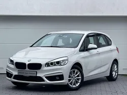 Alpinweiss iii Gebraucht 2016 BMW 218 Advantage Van / Kleinbus | 14.980 € (Guter Preis)