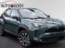 Grün Neu 2025 Toyota Yaris Hybrid SUV | 27.980 € (Guter Preis)