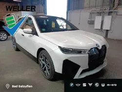 Mineralweiß (weiß) Gebraucht 2023 BMW iX Comfort Edition SUV | 67.950 € (Guter Preis)