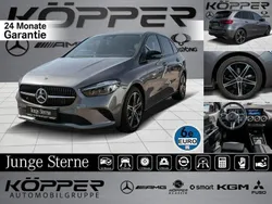 Mountaingrau Gebraucht 2024 Mercedes B220 Advanced Van / Kleinbus | 34.444 € (Superpreis)