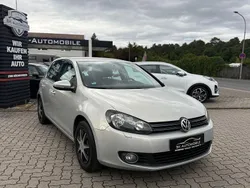 Silver leaf metallic Gebraucht 2009 VW Golf VI Comfortline Limousine | 3.990 € (Guter Preis)