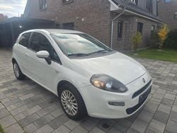 Weiß Gebraucht 2013 Fiat Punto S Kleinwagen | 2.150 € (Guter Preis)