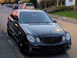 Schwarz Gebraucht 2007 Mercedes E500 Avantgarde Limousine | 11.800 € (Teuer)
