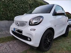 Weiß Gebraucht 2015 Smart ForTwo Coupé Prime Coupé | 7.900 € (Superpreis)