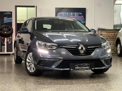 Grau Gebraucht 2018 Renault Mégane GrandTour Life Kombi | 7.900 € (Guter Preis)