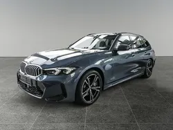 Blau Gebraucht 2024 BMW 330 Performance Kombi | 40.990 € (Guter Preis)