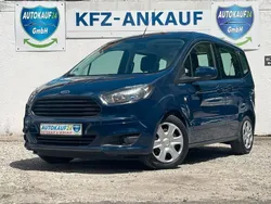 Blau Gebraucht 2017 Ford Tourneo Courier Trend Van / Kleinbus | 11.690 € (Fairer Preis)