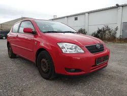Rot Gebraucht 2003 Toyota Corolla Sol Limousine | 990 € (Superpreis)