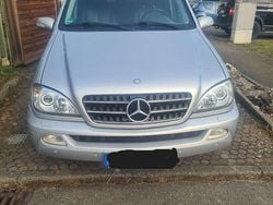 Silber Gebraucht 2001 Mercedes ML500 SUV | 3.650 € (Fairer Preis)