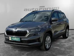 Steelgrau Neu 2025 Skoda Karoq Selection SUV | 31.170 € (Superpreis)