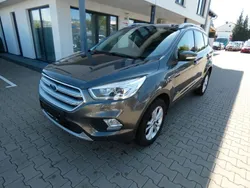 Grau Gebraucht 2017 Ford Kuga Titanium SUV | 11.490 € (Guter Preis)