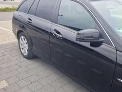 Schwarz Gebraucht 2011 Mercedes C200 Kombi | 8.500 €