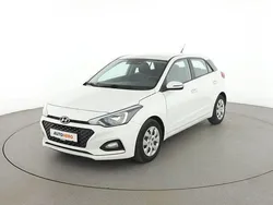 Weiß Gebraucht 2018 Hyundai i20 Select Limousine | 10.280 € (Fairer Preis)