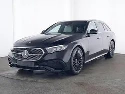 Schwarz Gebraucht 2024 Mercedes E220 Kombi | 57.900 €