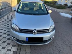 Silber Gebraucht 2011 VW Golf Plus Cross Comfortline Van / Kleinbus | 3.800 € (Guter Preis)