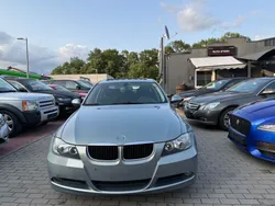 Blau Gebraucht 2006 BMW 318 Limousine | 3.999 € (Fairer Preis)