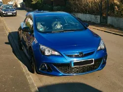 Opel Astra GTC