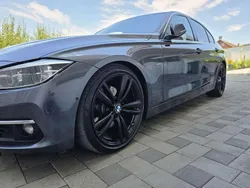 Grau Gebraucht 2017 BMW 330 Luxury Line Limousine | 18.000 € (Fairer Preis)