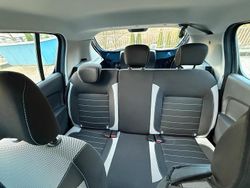 Blau Gebraucht 2018 Dacia Sandero SUV | 4.800 €