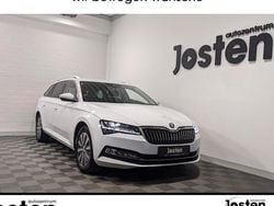 Weiß Gebraucht 2024 Skoda Superb Style Kombi | 29.890 € (Guter Preis)
