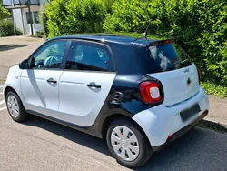 Weiß Gebraucht 2015 Smart ForFour Kleinwagen | 8.750 €