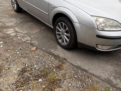Silber Gebraucht 2004 Ford Mondeo Limousine | 900 € (Guter Preis)