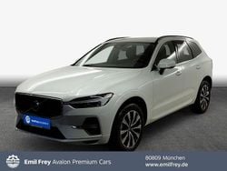 Weiß Gebraucht 2022 Volvo XC60 Core SUV | 34.890 € (Guter Preis)