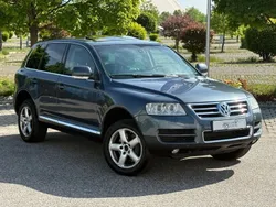 Grau Gebraucht 2004 VW Touareg Individual SUV | 1.990 €
