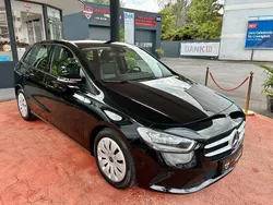 Schwarz Gebraucht 2020 Mercedes B200 Business Van / Kleinbus | 19.990 € (Guter Preis)