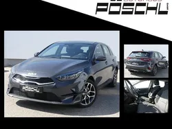 Grau Gebraucht 2024 Kia Ceed Spirit Limousine | 21.990 € (Superpreis)