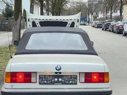 Beige Gebraucht 1987 BMW 525 Limousine | 28.500 €