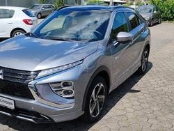 Grau Gebraucht 2022 Mitsubishi Eclipse Cross Top SUV | 24.990 € (Guter Preis)