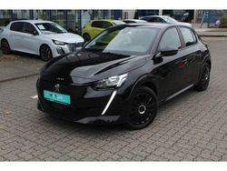 Schwarz Gebraucht 2021 Peugeot e-208 Active Kleinwagen | 15.990 € (Fairer Preis)