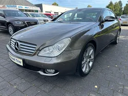 Grau Gebraucht 2007 Mercedes CLS320 Limousine | 8.990 € (Guter Preis)