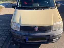Gelb Gebraucht 2009 Fiat Panda Kombi | 1.850 € (Etwas zu teuer)