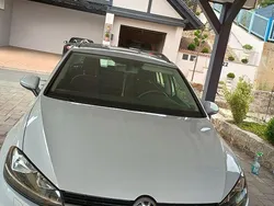 Weiß Gebraucht 2017 VW Golf VII Trendline Kombi | 8.500 € (Fairer Preis)