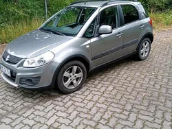 Silber Gebraucht 2009 Suzuki SX4 SUV | 7.450 €