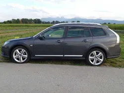 Grau Gebraucht 2010 Saab 9-3 Kombi | 13.500 €