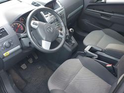 Silber Gebraucht 2014 Opel Zafira Family Van / Kleinbus | 4.800 € (Fairer Preis)