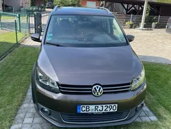 Braun Gebraucht 2011 VW Touran Cross Van / Kleinbus | 7.500 € (Fairer Preis)
