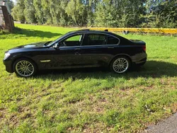 Schwarz Gebraucht 2012 BMW 750 Limousine | 24.800 € (Teuer)