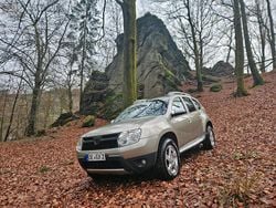 Gold Gebraucht 2011 Dacia Duster Prestige SUV | 4.500 € (Guter Preis)
