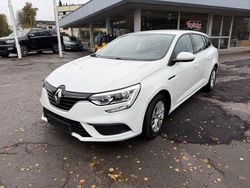 Weiß Gebraucht 2018 Renault Mégane GrandTour Life Kombi | 8.990 € (Guter Preis)