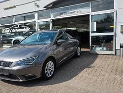 Grau Gebraucht 2016 Seat Leon ST Style Kombi | 13.490 € (Fairer Preis)
