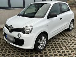 Weiß Gebraucht 2017 Renault Twingo Kleinwagen | 5.600 € (Guter Preis)