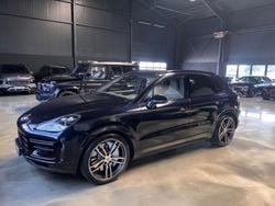 Moonlightblue Gebraucht 2018 Porsche Cayenne Turbo SUV | 64.850 €